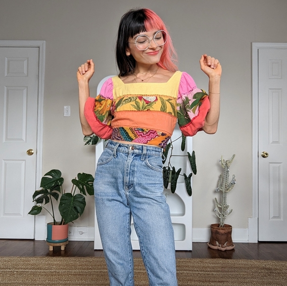 FARM Rio Puff Sleeve Blouse - Picture 2 of 6